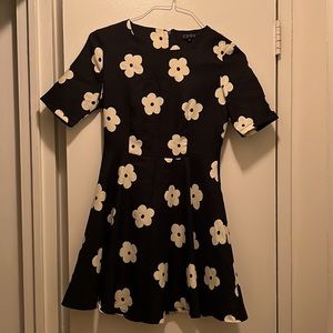Black and white daisy vintage-inspired mini dress size XS